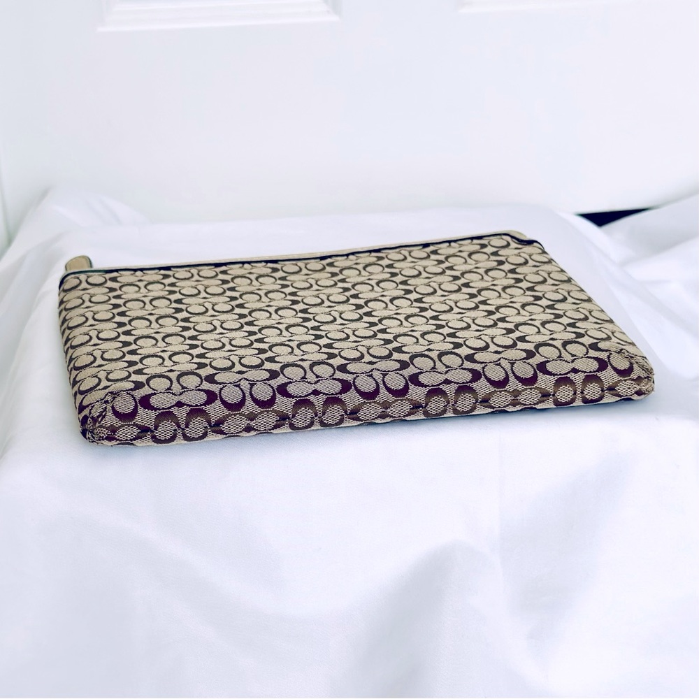 Coach Small IPAD/Tablet Case - Picture 3 of 6
